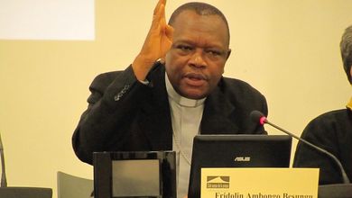 Révision de la Constitution en RDC: l'Eglise explique son opposition